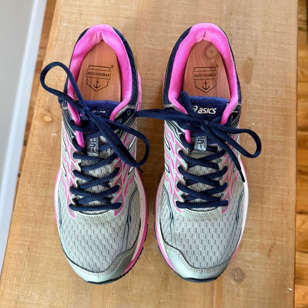 ASICS GT 2000 3 Women's Running Shoes, Sz 9.5
